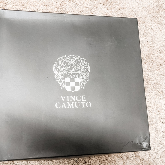 Vince Camuto Kourtley boot in tortilla suede (brand new) - Picture 4 of 8